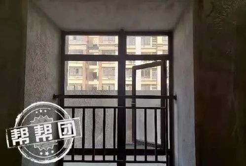 长乐某小区 开门见墙 被吐槽 业主 新房像坐牢