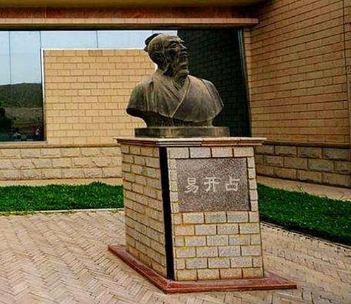 嘉峪关“定城砖”的千古传奇 为何城墙第三块砖无人敢动